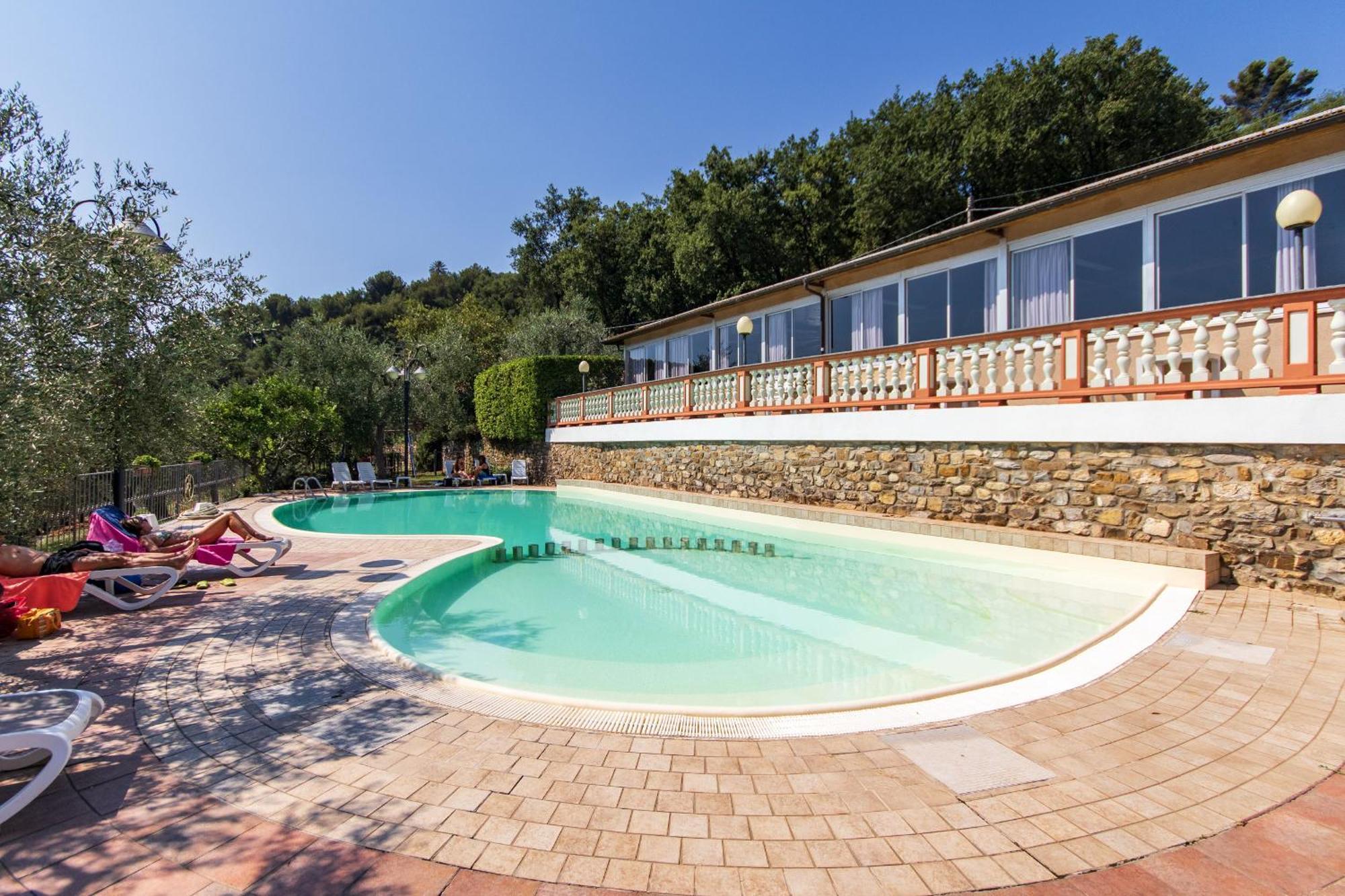 Albergo Ristorante San Matteo San Bartolomeo Al Mare Exterior foto