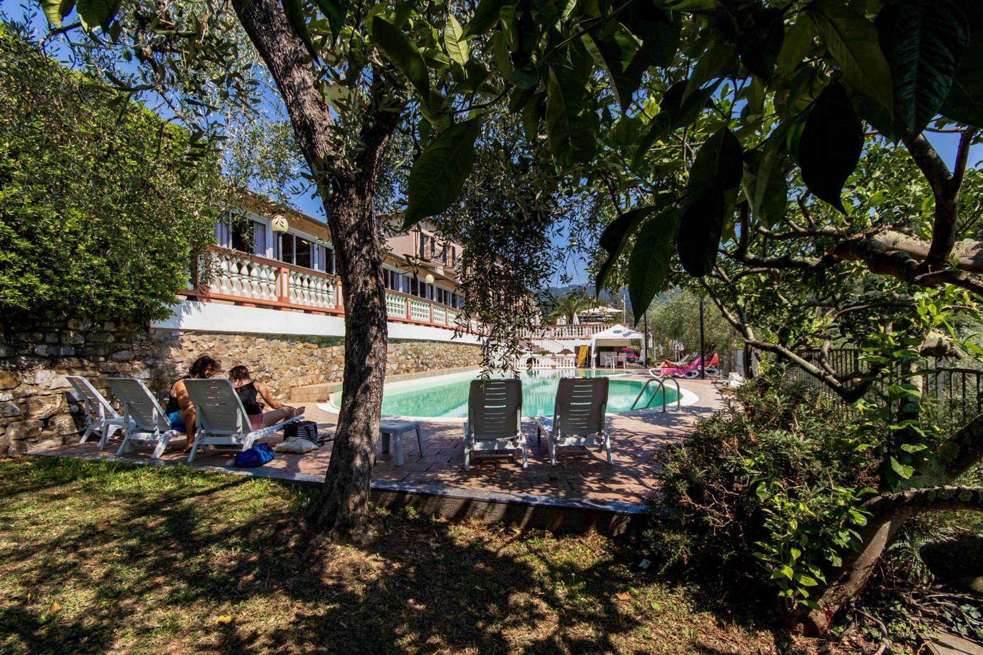 Albergo Ristorante San Matteo San Bartolomeo Al Mare Exterior foto